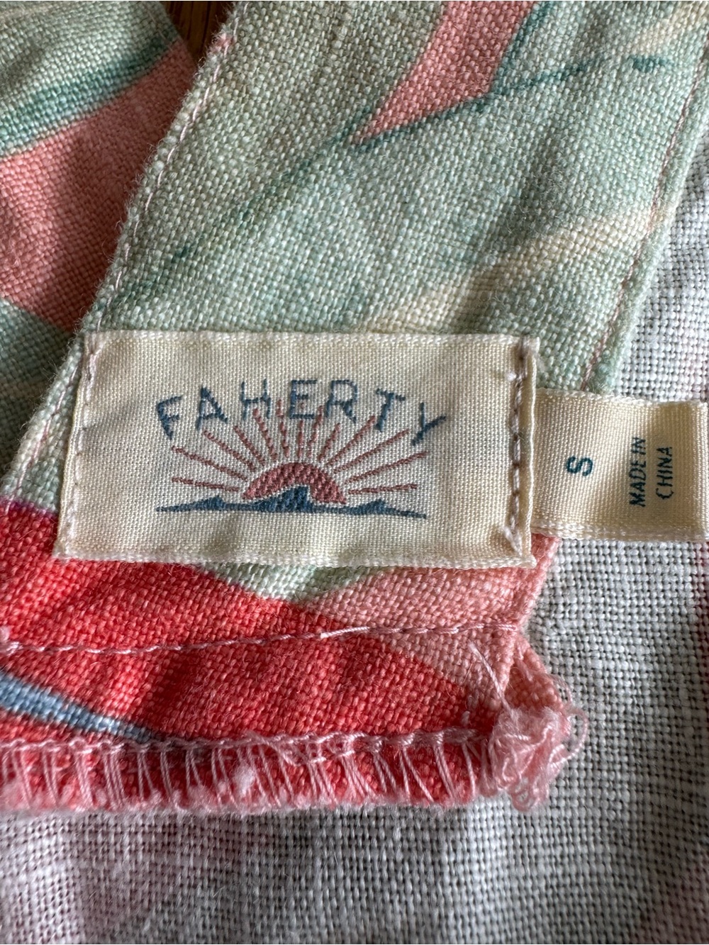 Faherty linen dress - Picture 3 of 4